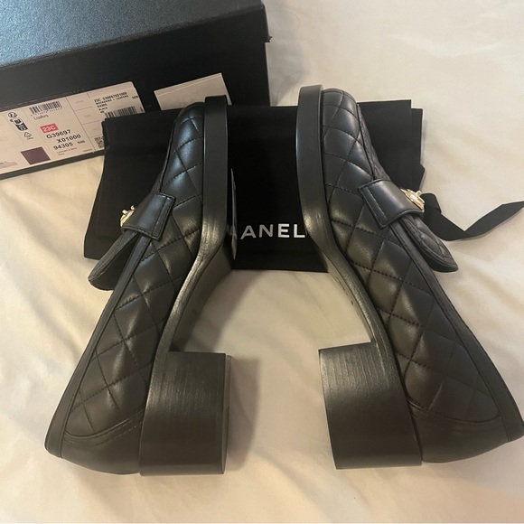 New Chanel Classic Quilted Moccasin Loafers w/ Gold CC Heart Size 40 (US 9.5-10) - Picture 7 of 14